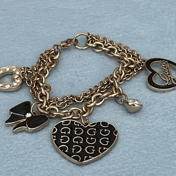 Vintage Adjustable Gold Tone Guess Charm Bracelet 5 Charms 3 Hearts, Butterfly - Picture 1 of 9